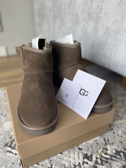 Продам новые угги из наутуральной замши и овчины