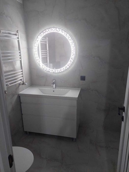 Дава се под наем Двустаен апартамент в София, Изток - 67 кв.м за 375 € - Снимка #1