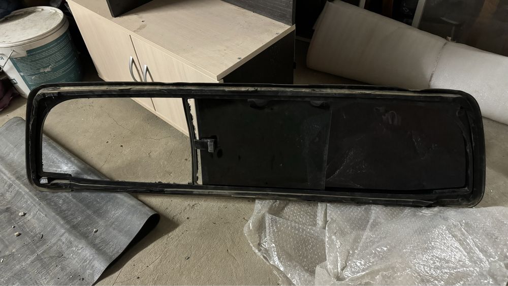 Оригинал стекло Задный лобовое Toyota Hilux 2020