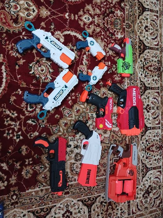Продам игрушки Nerf