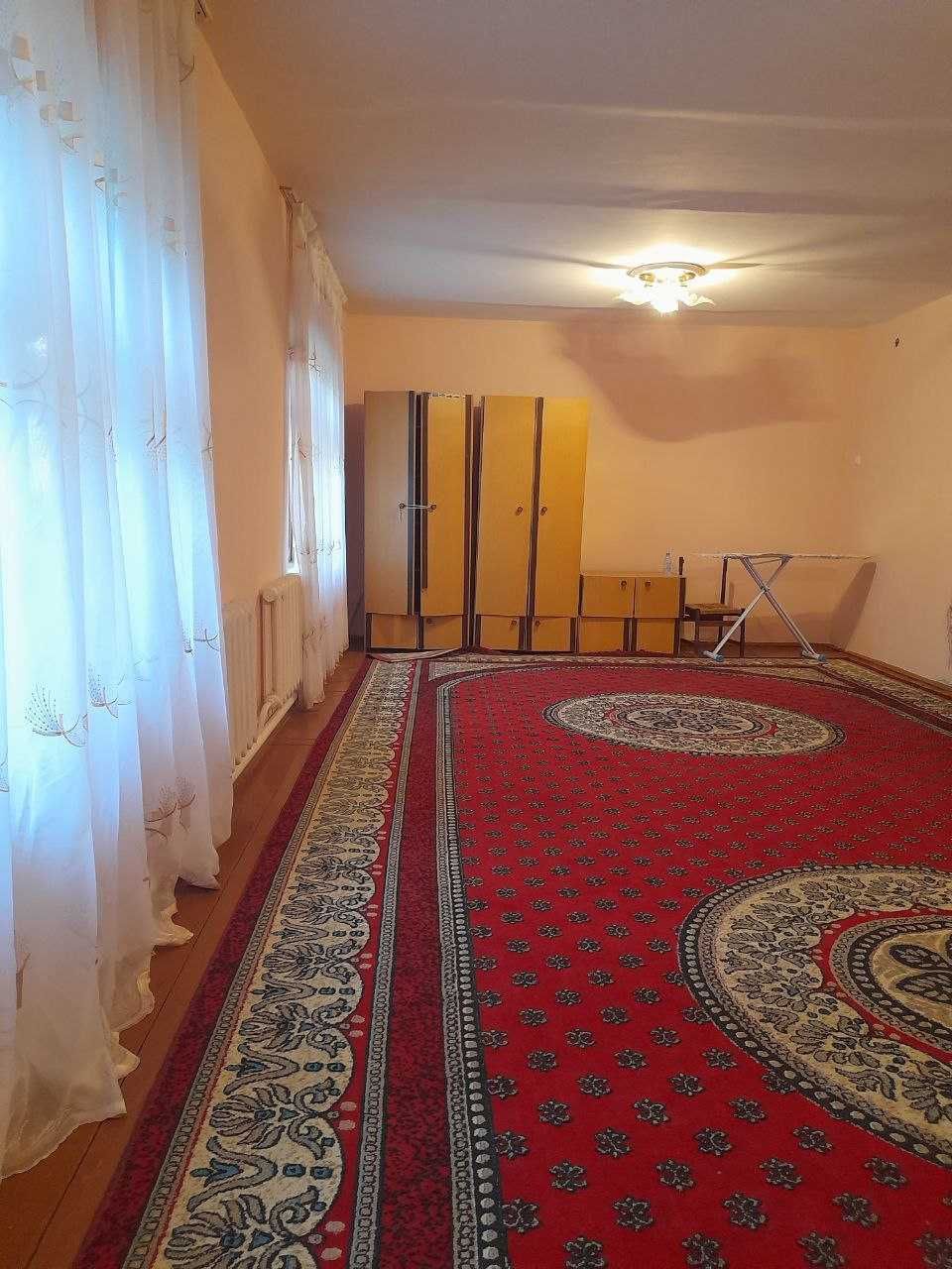 Student qizlarga hovli ijaraga beriladi