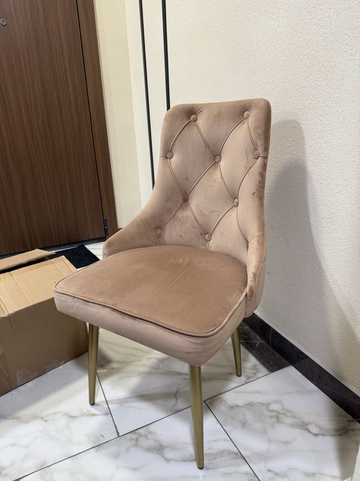 Срочно продам стулья