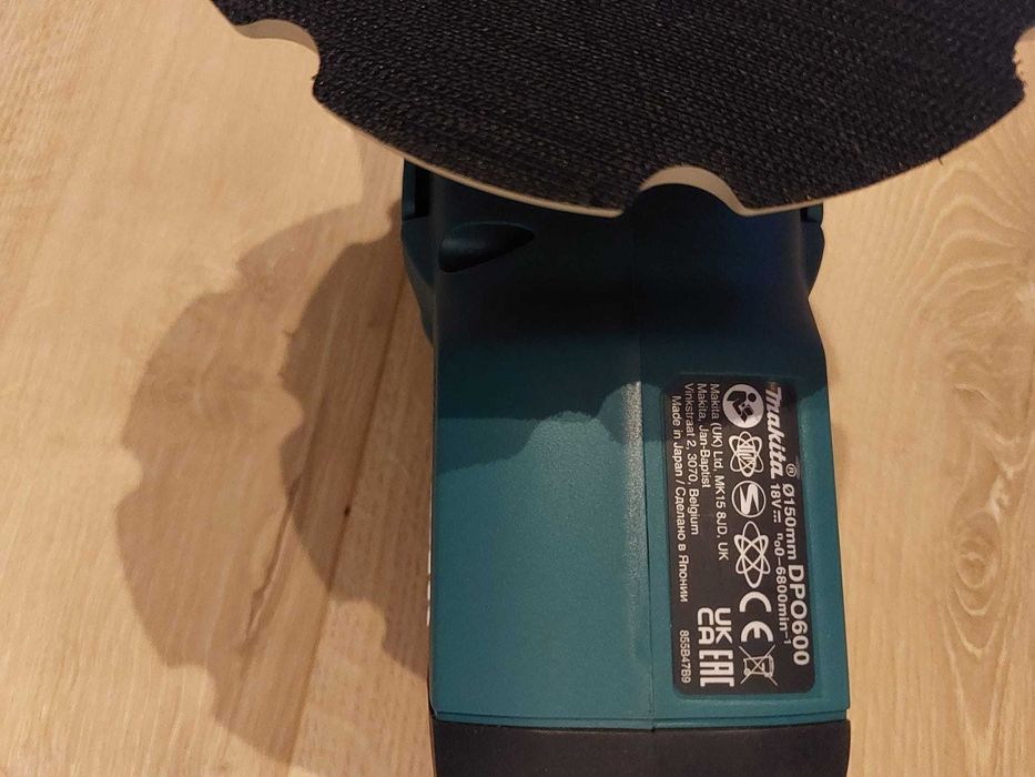 Masina de polisat orbitala Makita DPO600