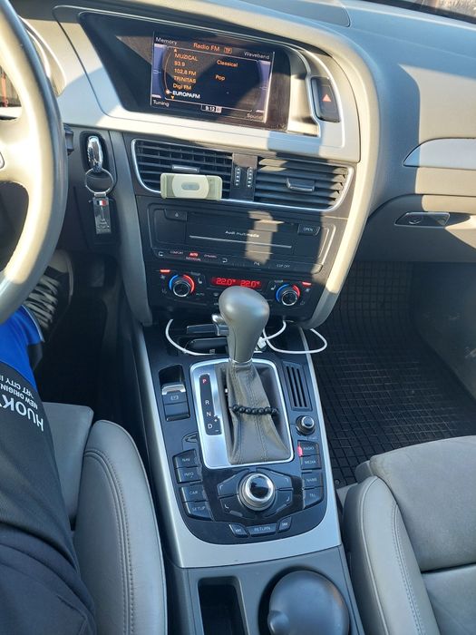 Vand audi A4 B8 2010