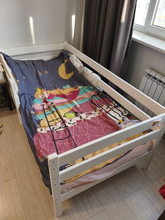 Детская кровать 90х180