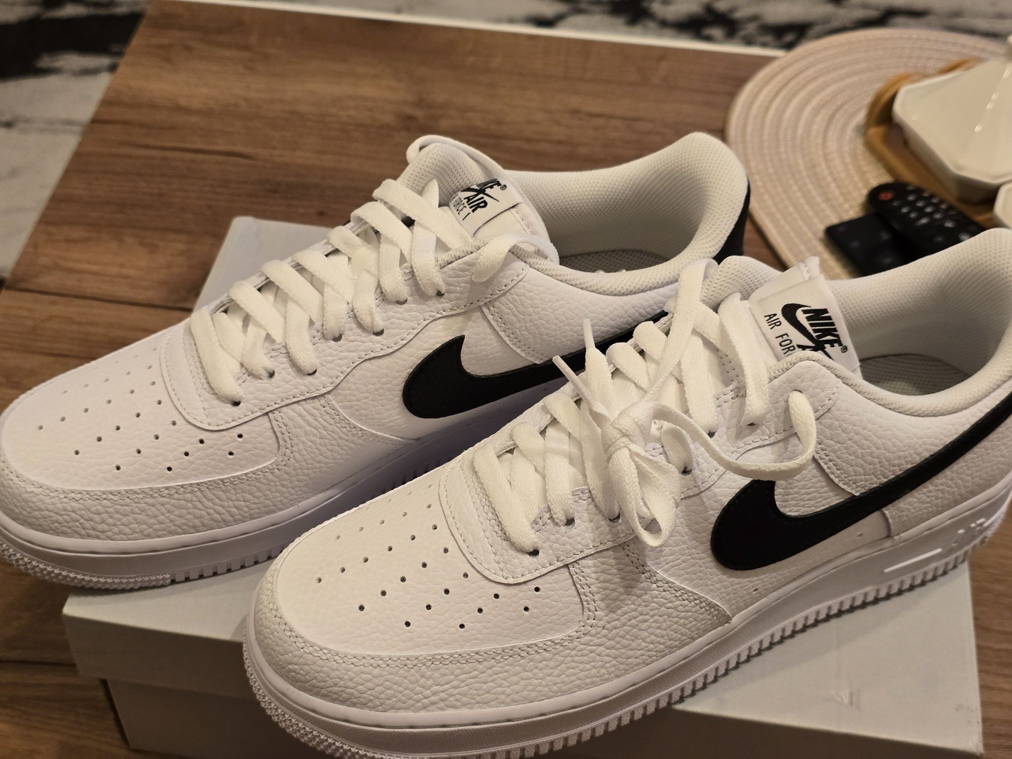 Чисто нови Nike air force