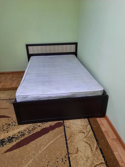 Кровать двухспальная