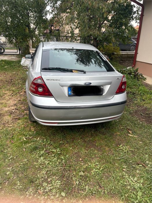 Ford Mondeo Ghia
