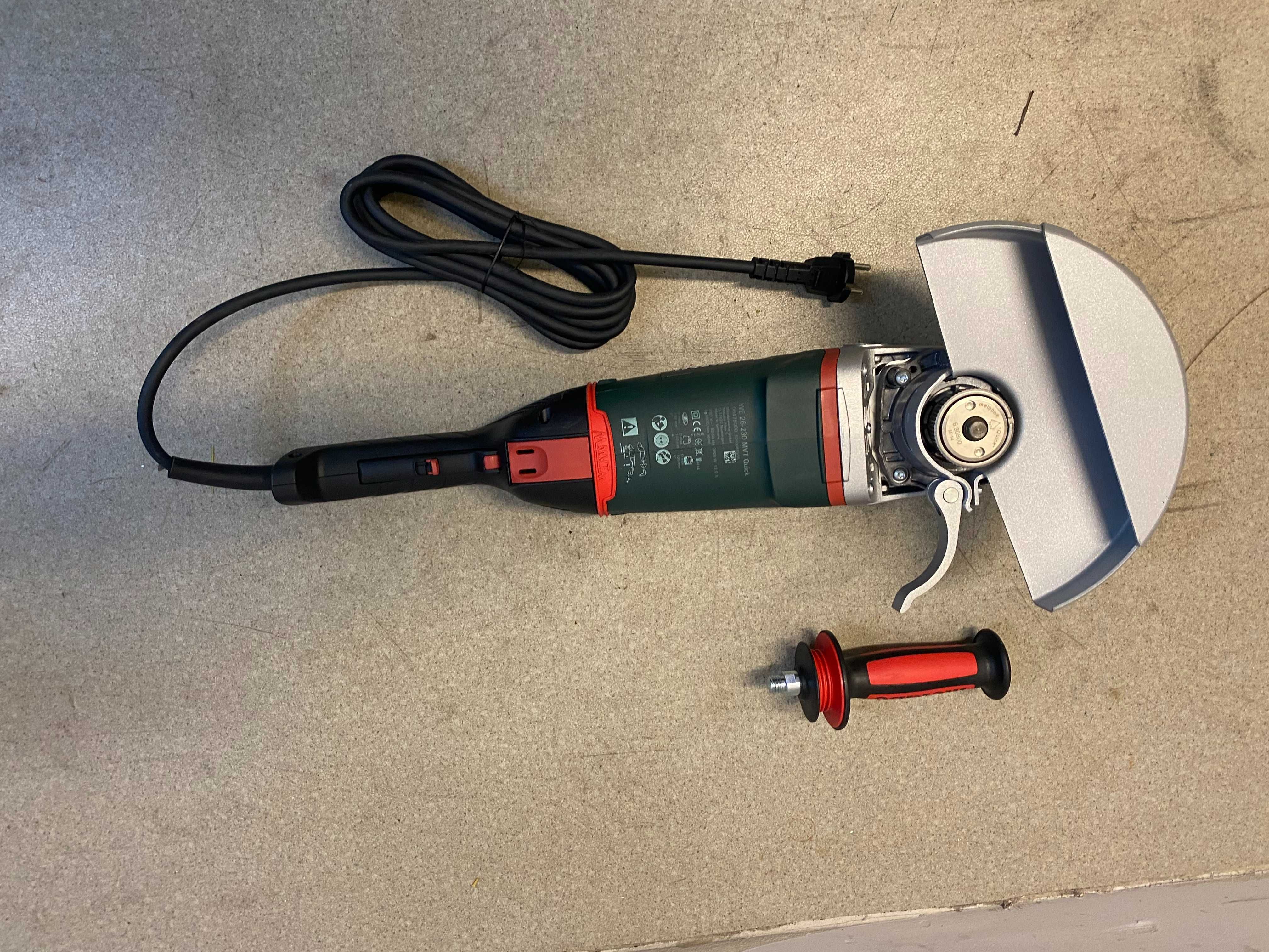 606475	Ъглошлайф 230mm 2600W METABO WE 26-230 MVT QUICK