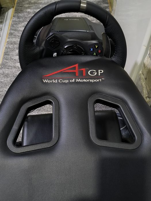 Седалка симулатор Playseat с волан Logitech G920 с шифър