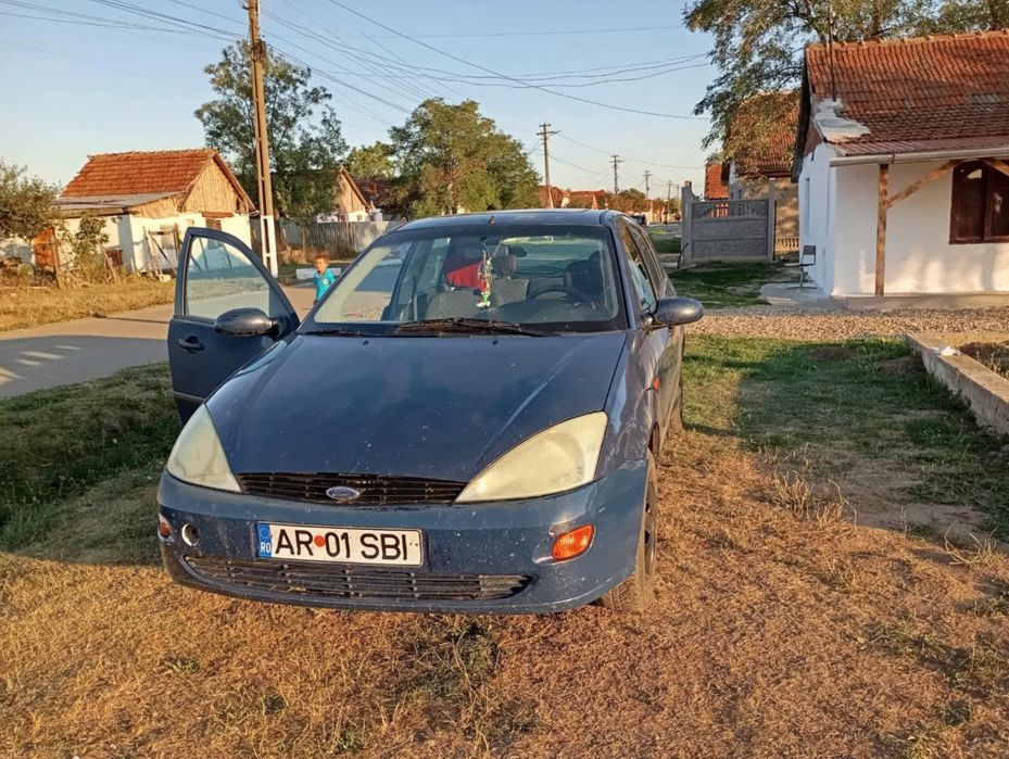 Vând Ford focus 1