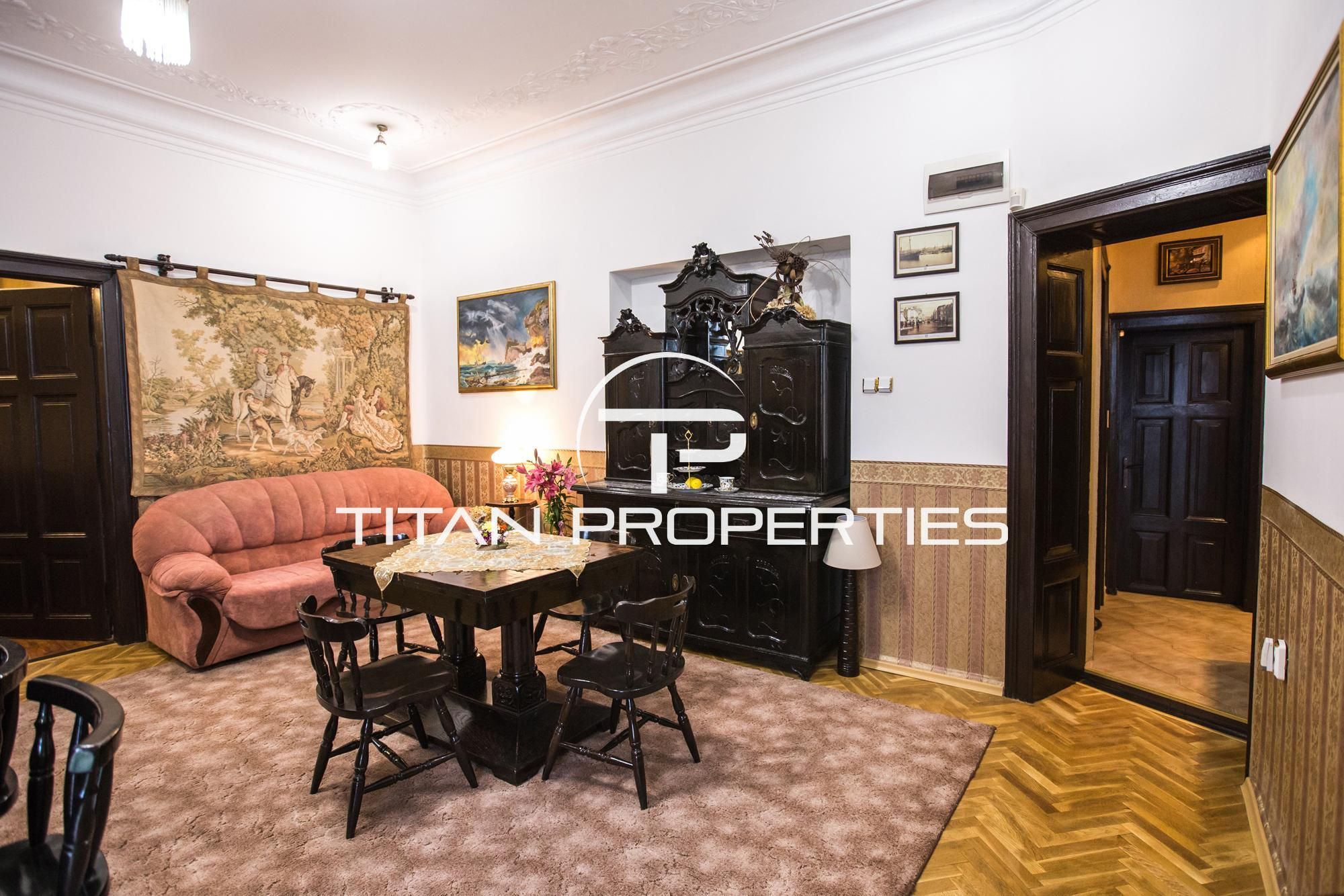 Многостаен апартамент, под наем, Център