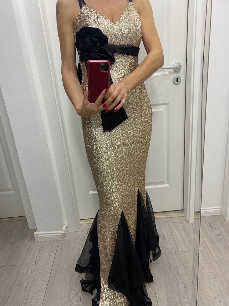 Rochie de seara , superba  marimea M , pantofi cadou