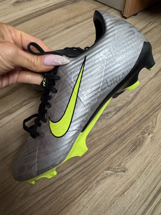 Оригинални бутонки NIKE ZOOM MERCURIAL VAPOR 15 FG/MG ! 38 нф