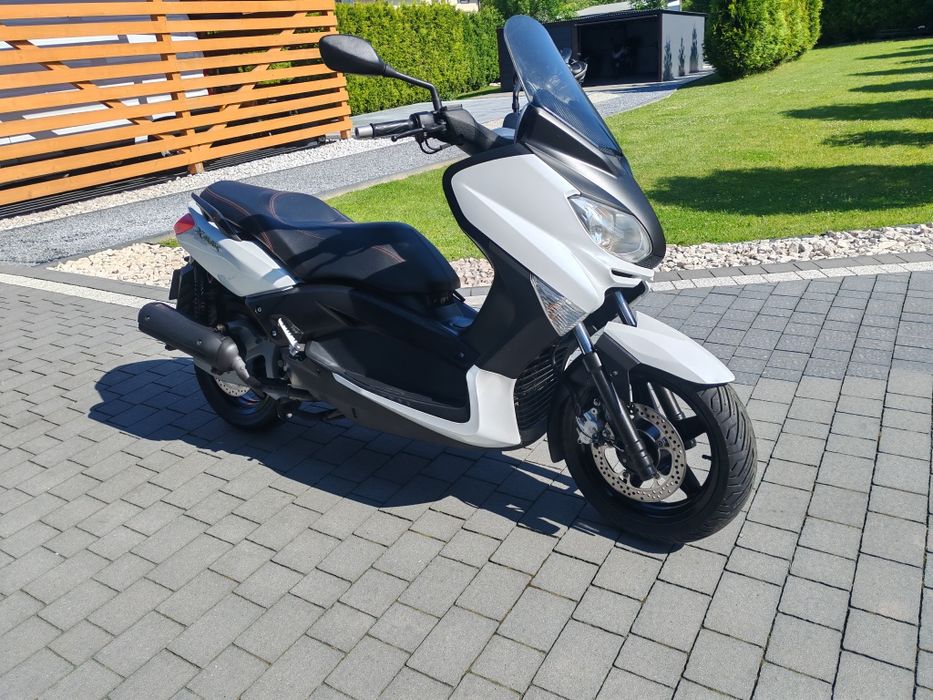 Yamaha X-max 125 cmc 2011 cash sau rate fixe