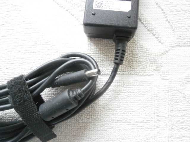 Оригинално зарядно за лаптоп Dell