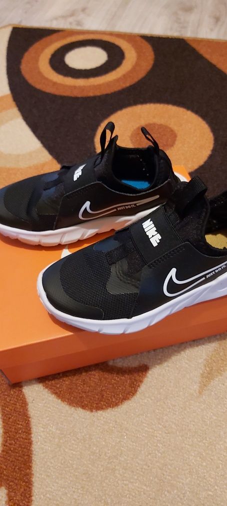 Оригинални марaтонки Nike 31