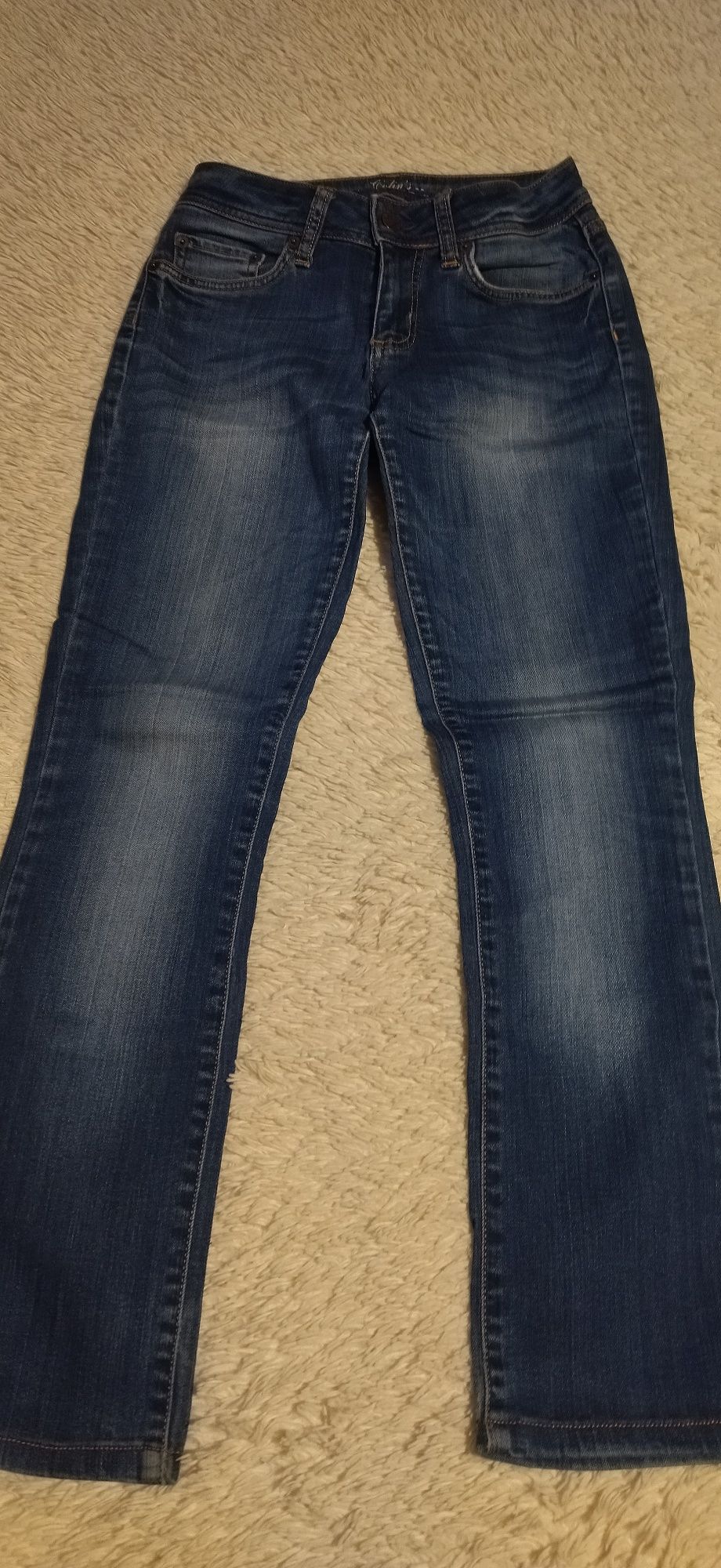 Продам джинсы, размер на 42-44