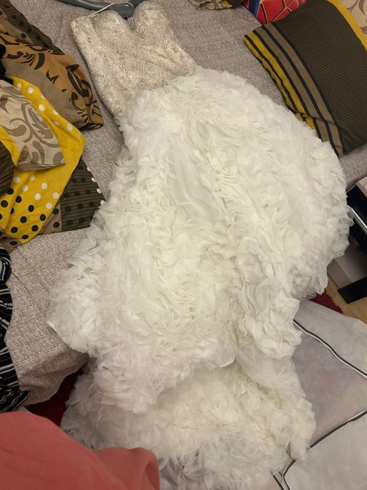 Rochie mireasa ivory