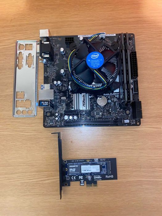 Placa de baza ASRock H310CM-DVS+Intel Core i5 9500T 2.2Ghz+16gb ddr4