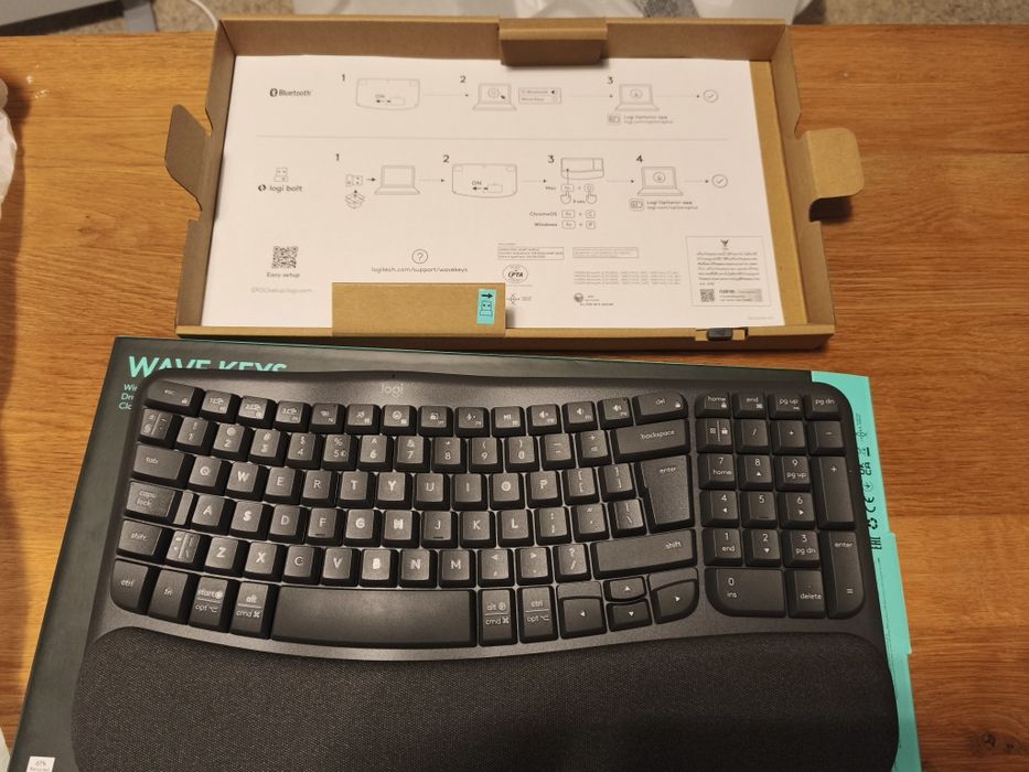 Tastatura LOGITECH Wave Keys wireless