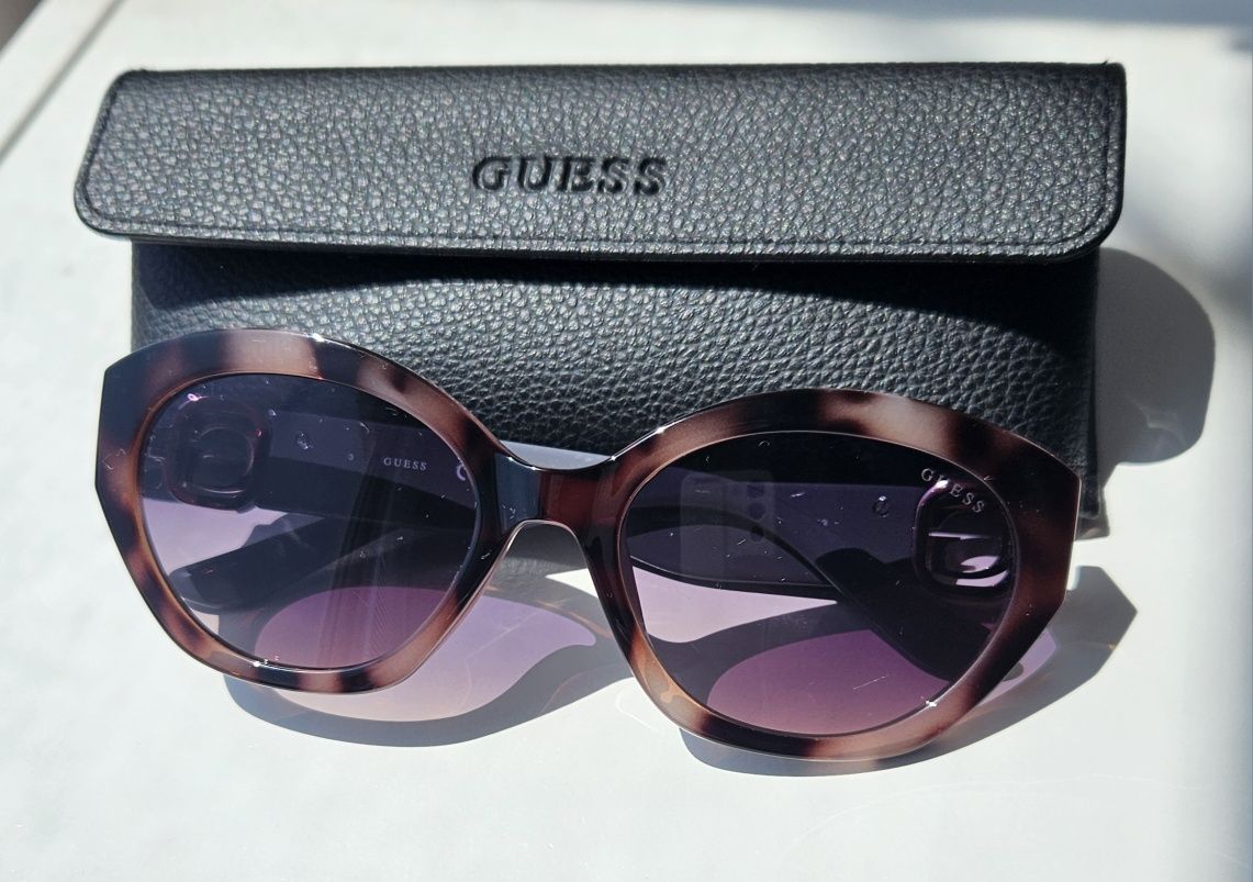 Дамски слънчеви очила Guess.Оригинални.Нови.140лв .