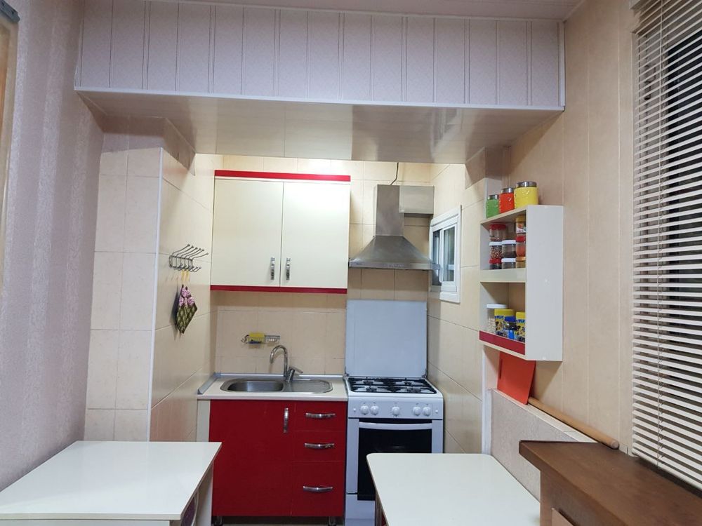 Abay jangohda 2/4/4 balkon 2/6 srochno sotiladi