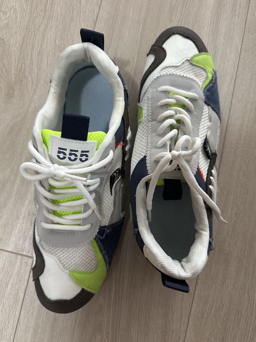 Vand adidasi numar 41