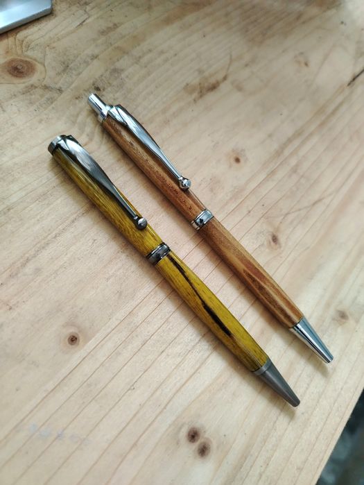Pix lucrat manual -lemn exotic