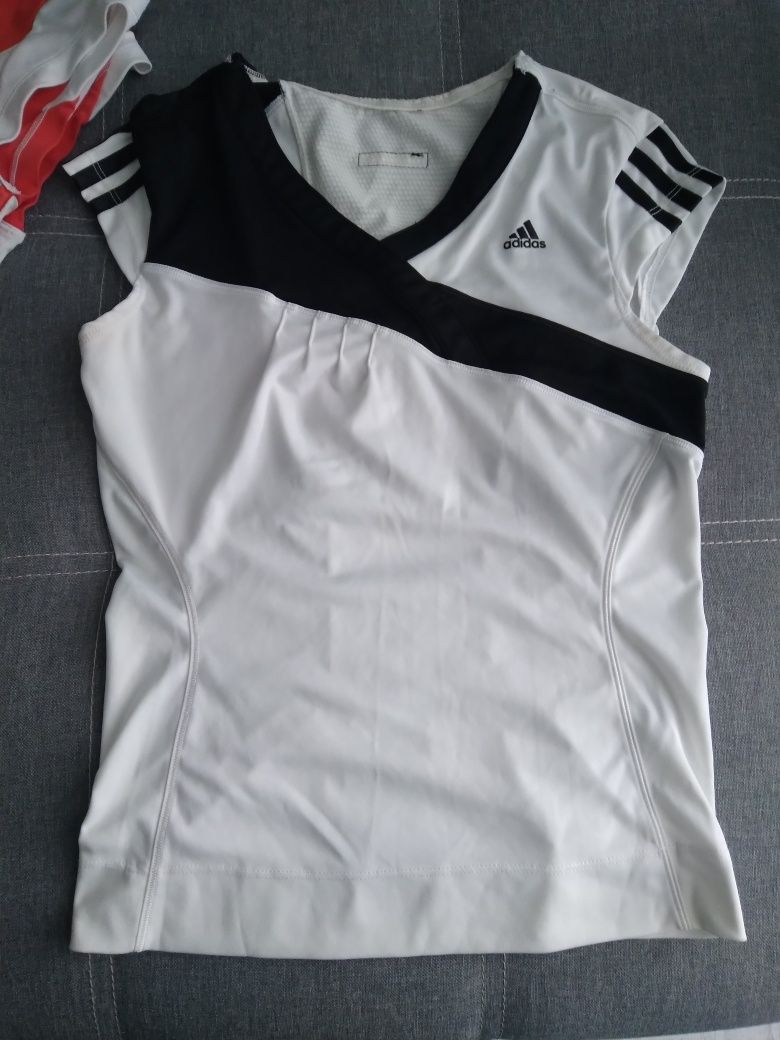 Дамска тениска на марката Adidas