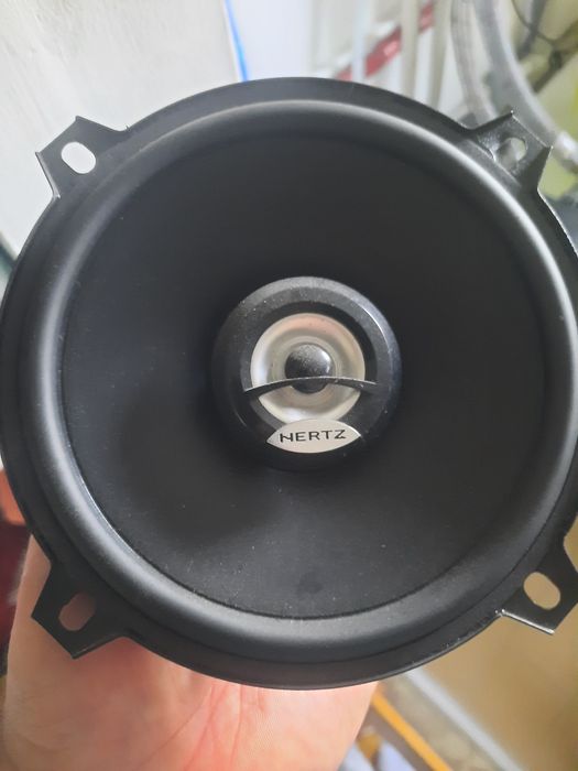 Говорители херц Hertz dcx165.3 130.3