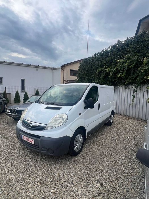 OPEL Vivaro 2008 2.0TDCi E4 6 trepte AC, recent adus Olanda