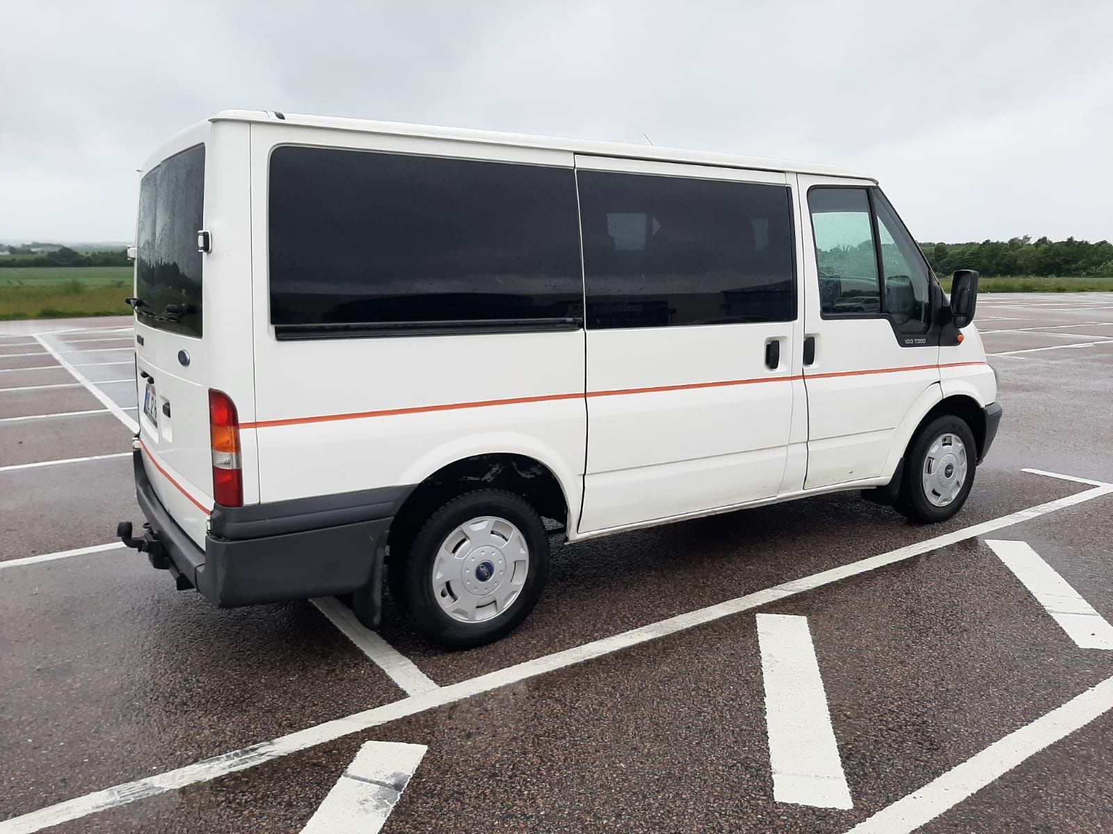 Vând ford transit