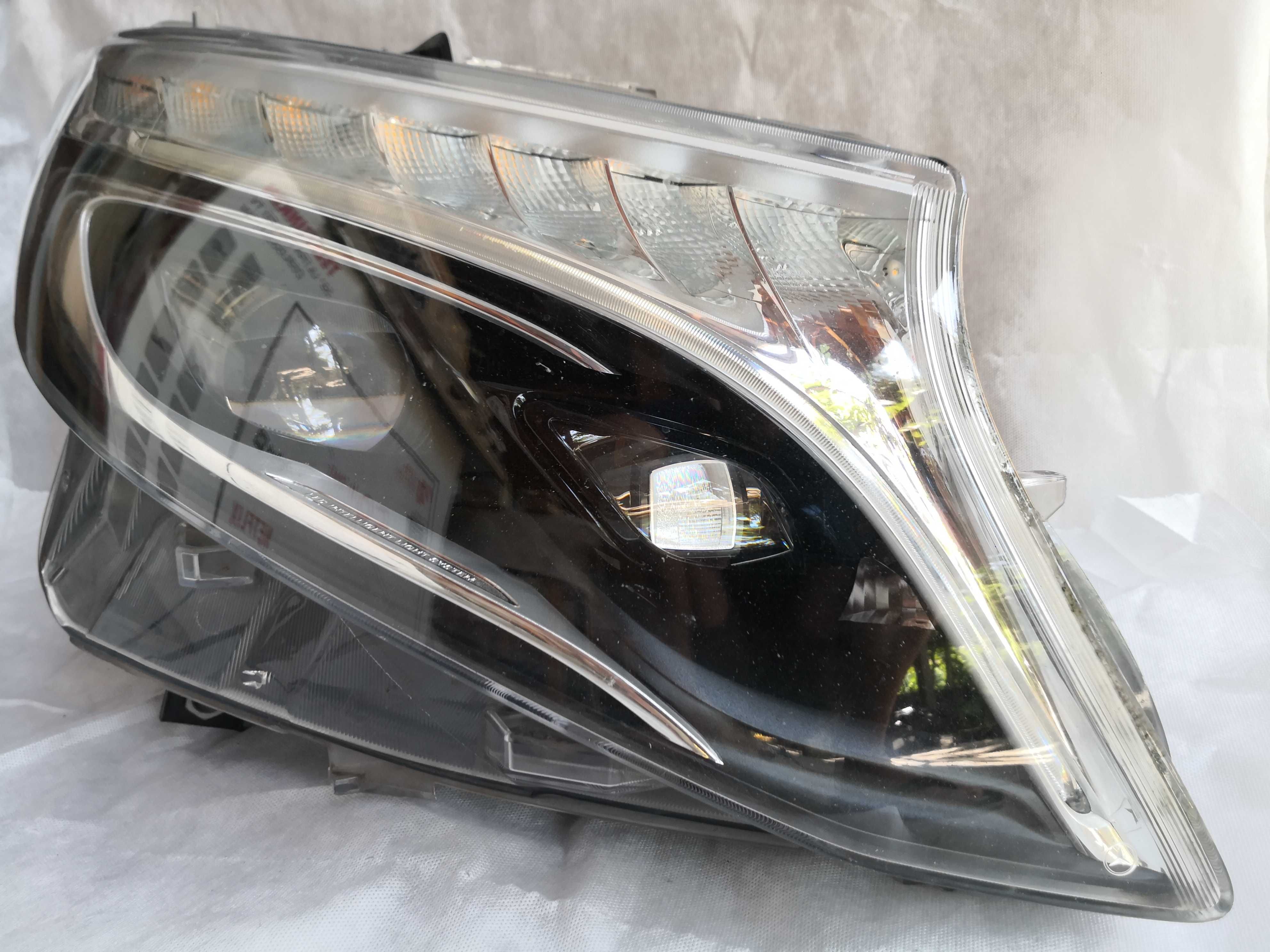 Фар Mercedes W447 LED десен/Фар Mercedes Vito W447/Фар Вито W447