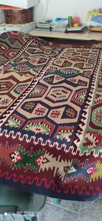 Стар Чипровски килим