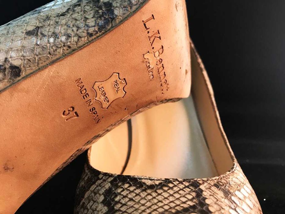 Pantofi de piele, model piele de sarpe, LK Benett, nr 37