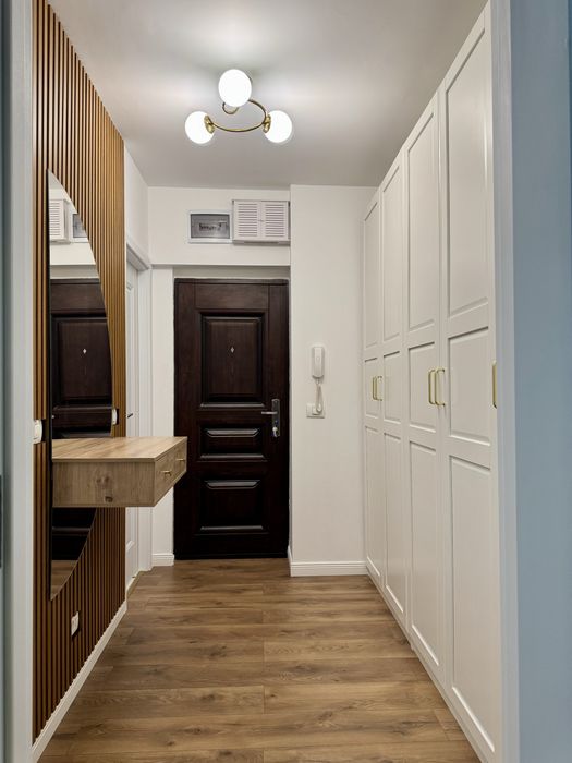 Garsonieră de închiriat, DRISTOR, lângă metrou, bloc MIXT