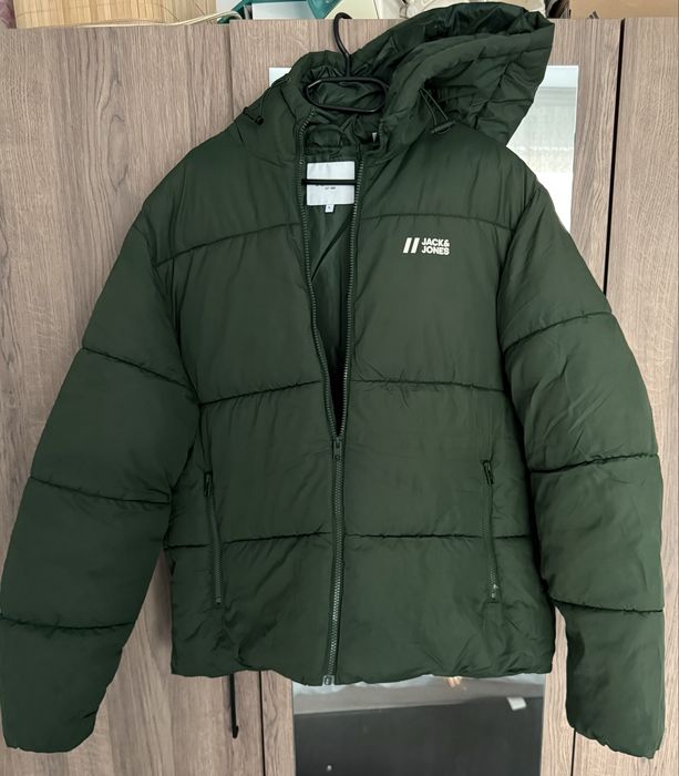 Ново зимно яке Jack and jones