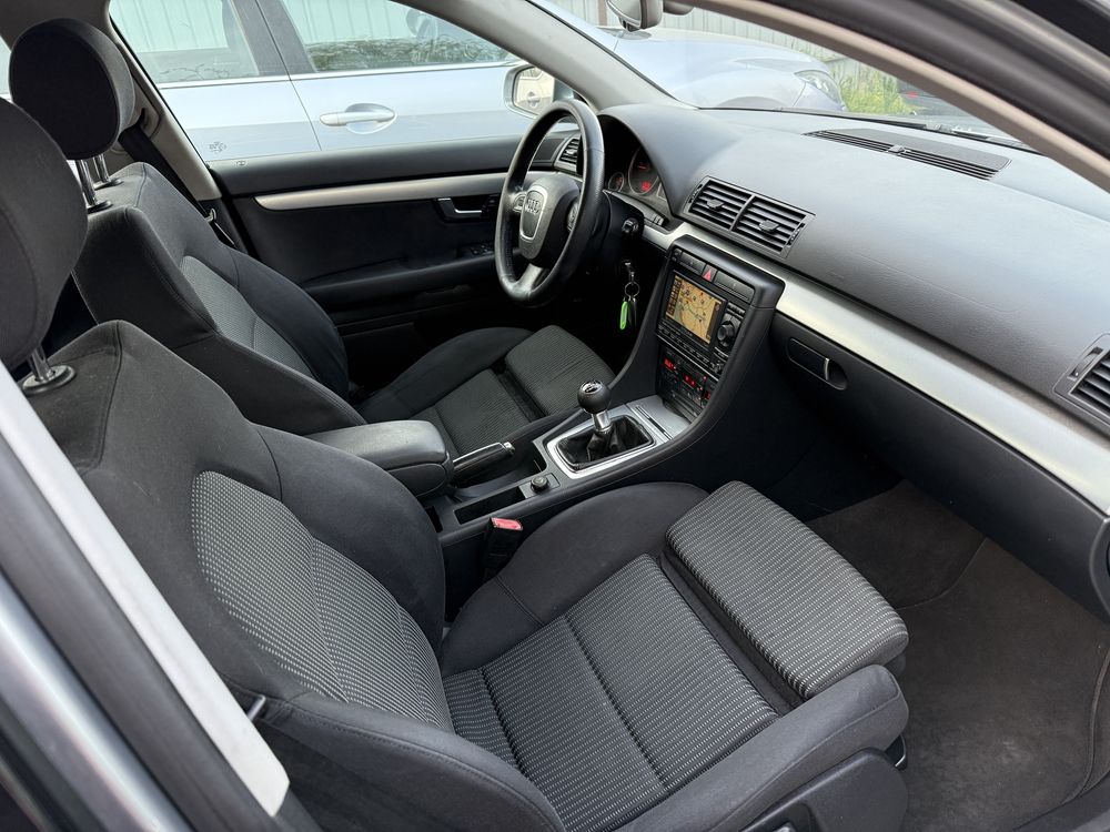 Audi A4 2.7TDi fab.2007 *** S LINE *** ADUS AZI