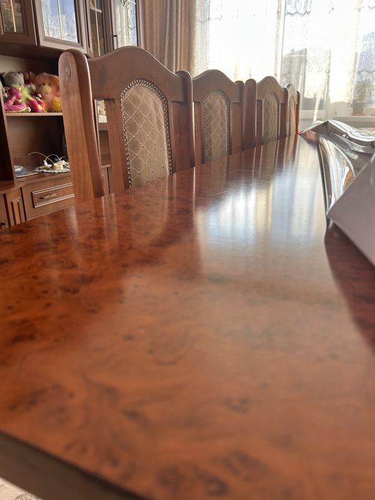 Продам 10 стульев и стол
