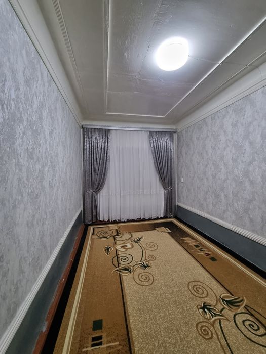 Qarshi shahar Buston mahalladan 6 sotixlik uy sotiladi