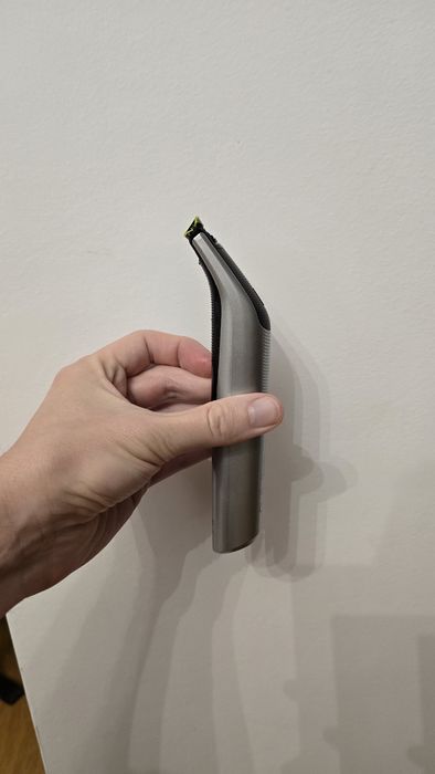 Aparat de ras Philips OneBlade Pro QP6620/20