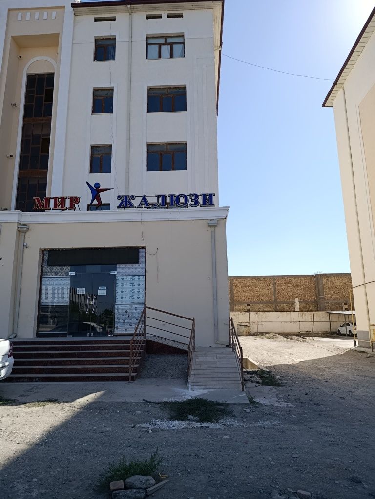 Магазин сотилади 80 м2