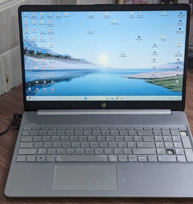Ноутбук HP в идеальном состоянии