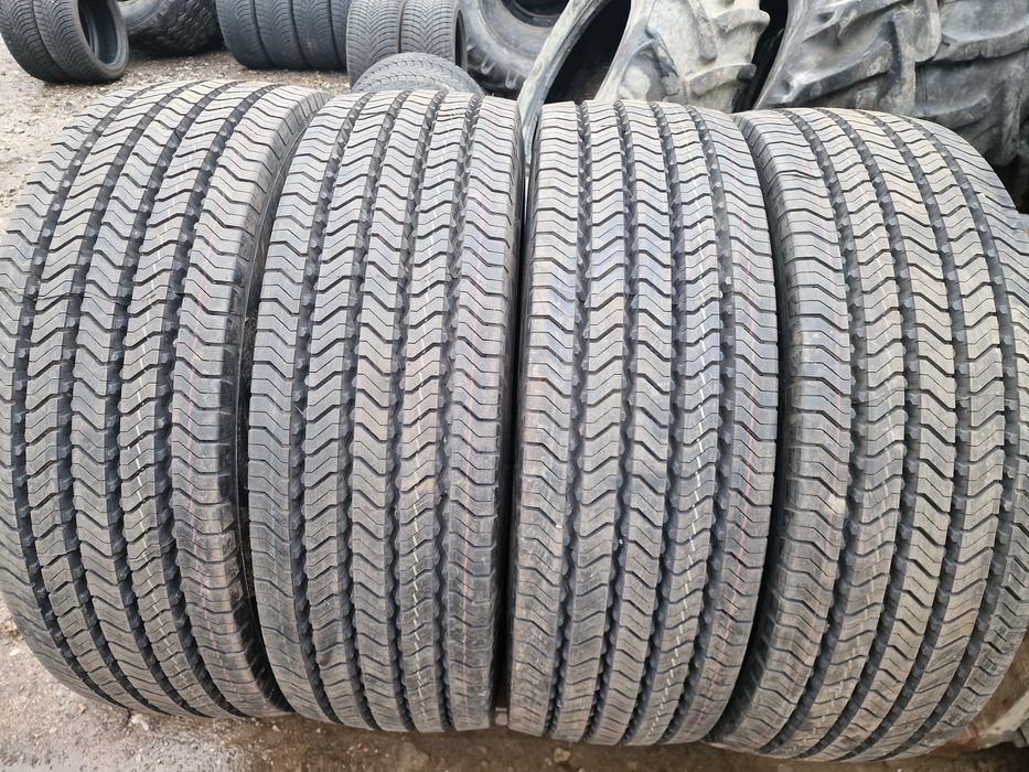 Anvelope 275/70R22.5 marca Continental, noi