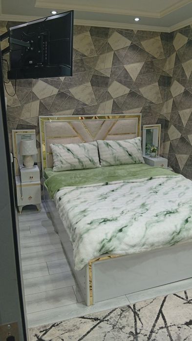 Chilonzor 8-kvartal Dream park va mirzo ulugʻbek metroga yaqin