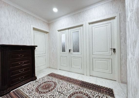 Срочно продаётся 3/3/4 Авиасозлар 2, Кадышева, 77 серия