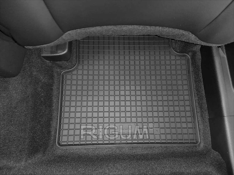 Гумени стелки и багажник FORD Kuga след 2020г.
