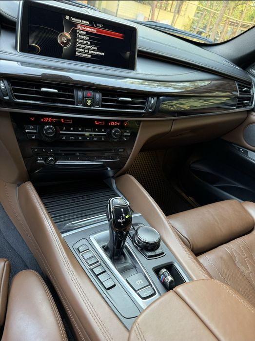 BMW X6 Qora F16 Tozza SROCHNA sotiladi