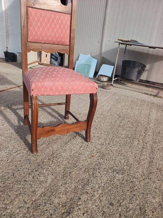 Vând scaune lemn masiv import Italia